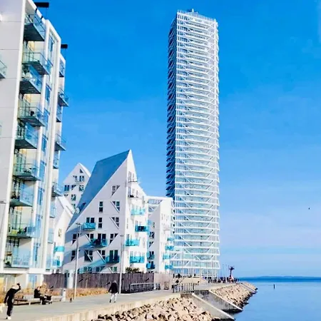 Cozy - Lighthouse By The Sea Apartman *
